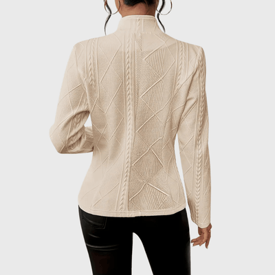 Janica | Eleganten gumbni suknjič